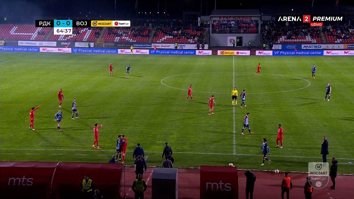 Miroslava Tanjgu udario fudbaler Radničkog u glavu (6).jpg