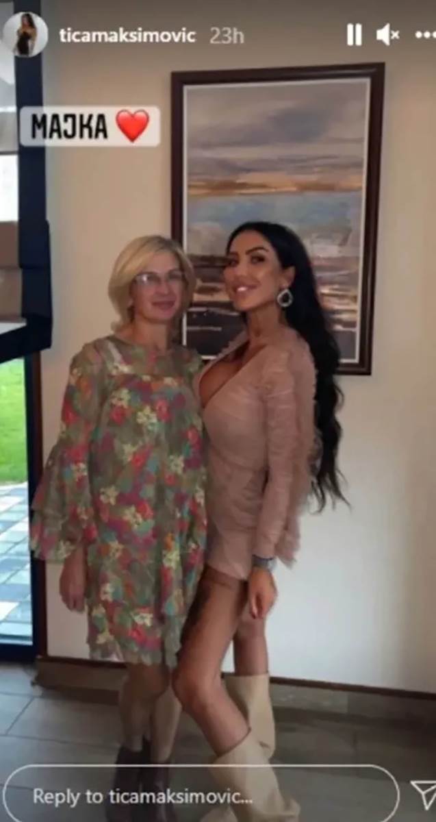 Tijana Ajfon  (1).jpg