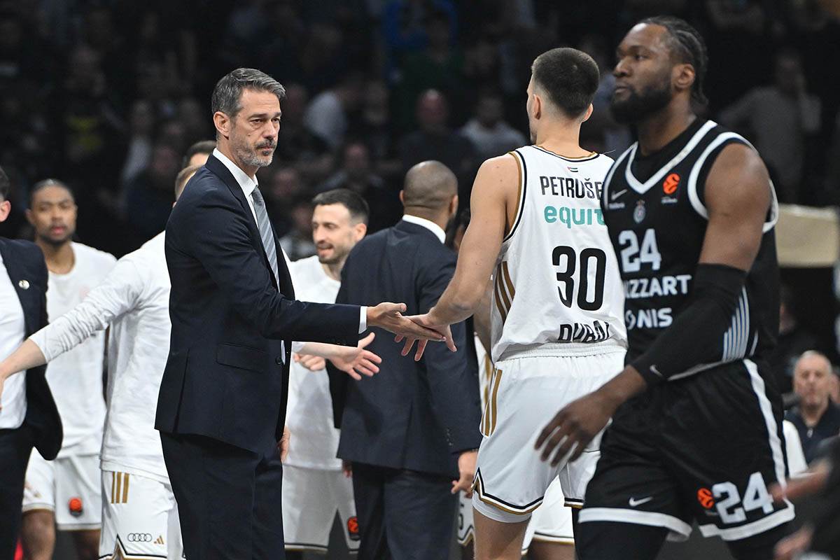 Partizan-Dubai (6).jpg