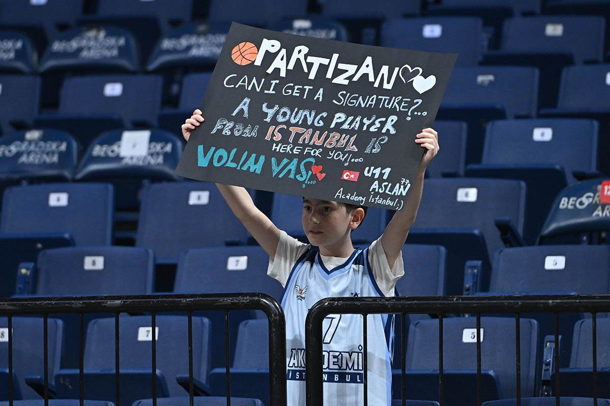 Partizan-Dubai (10).jpg