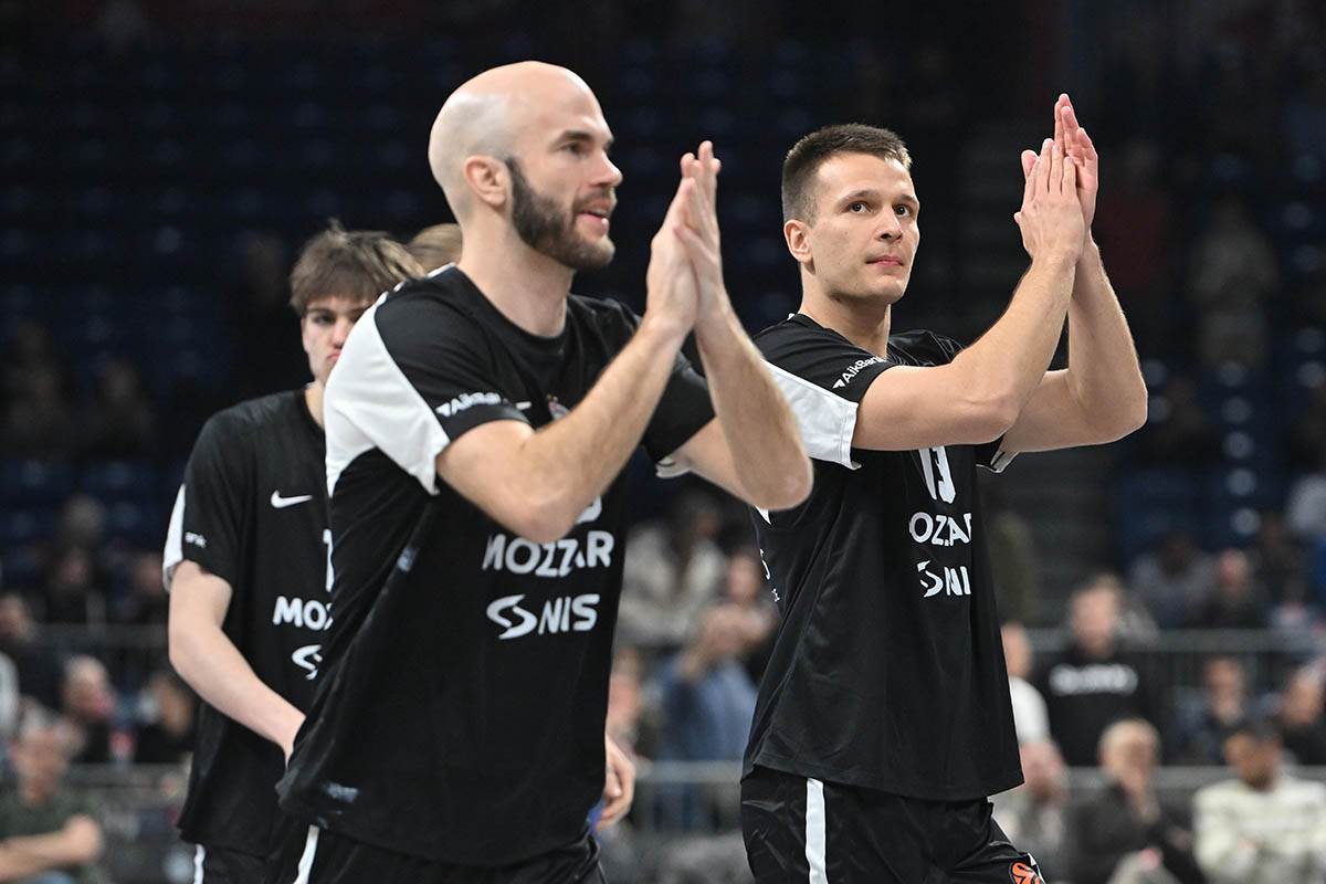 Partizan-Dubai (14).jpg