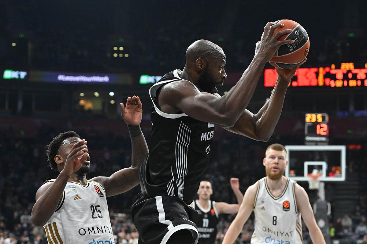 Partizan-Dubai (3).jpg