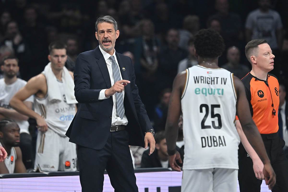 Partizan-Dubai (20).jpg