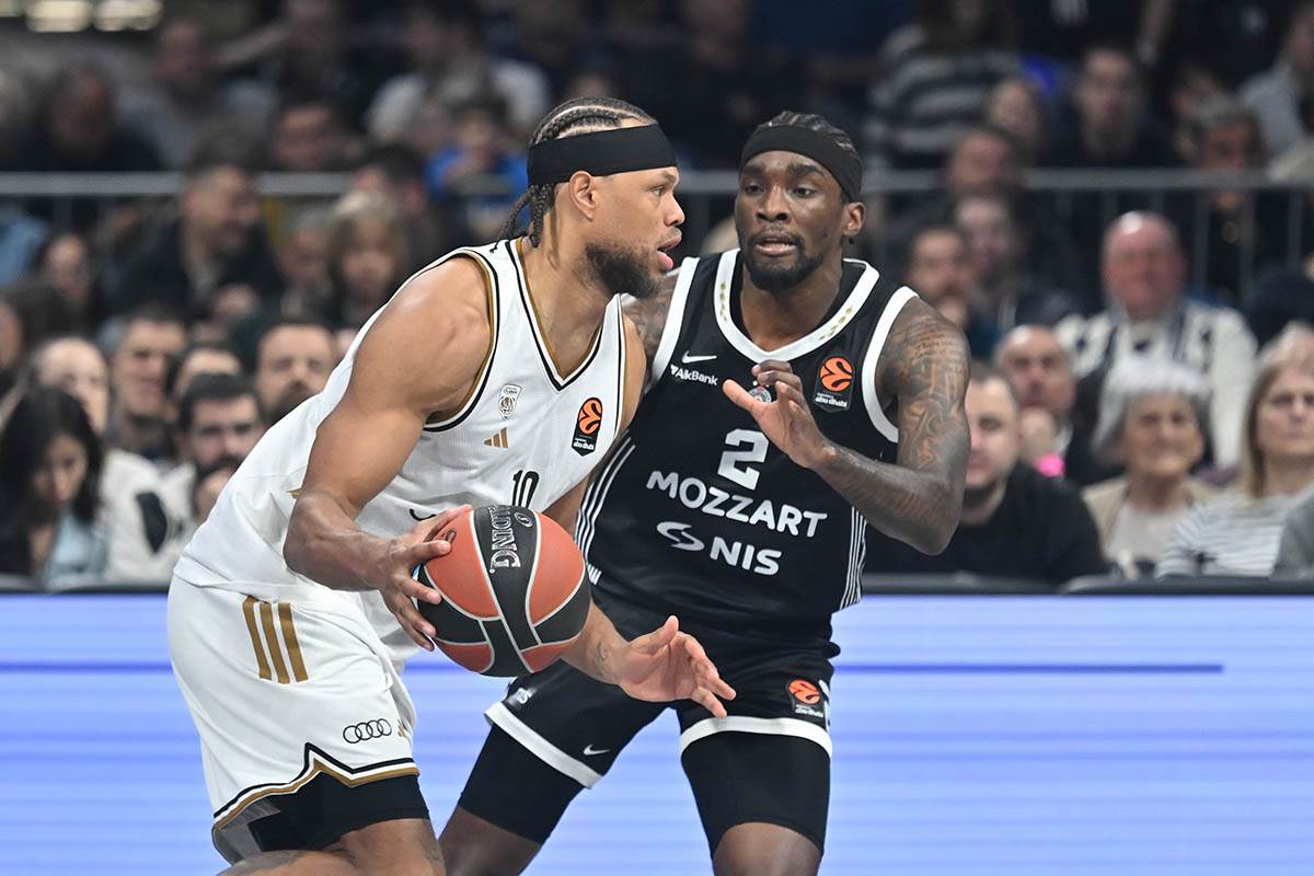 Partizan-Dubai (21).jpg