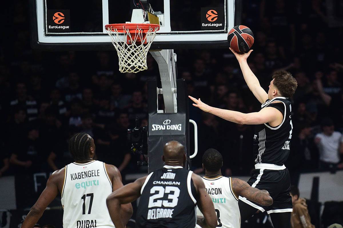 Partizan - Dubai (28).jpg