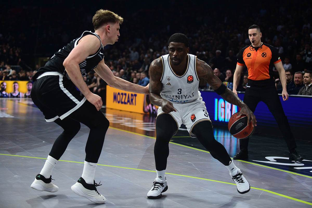 Partizan - Dubai (32).jpg