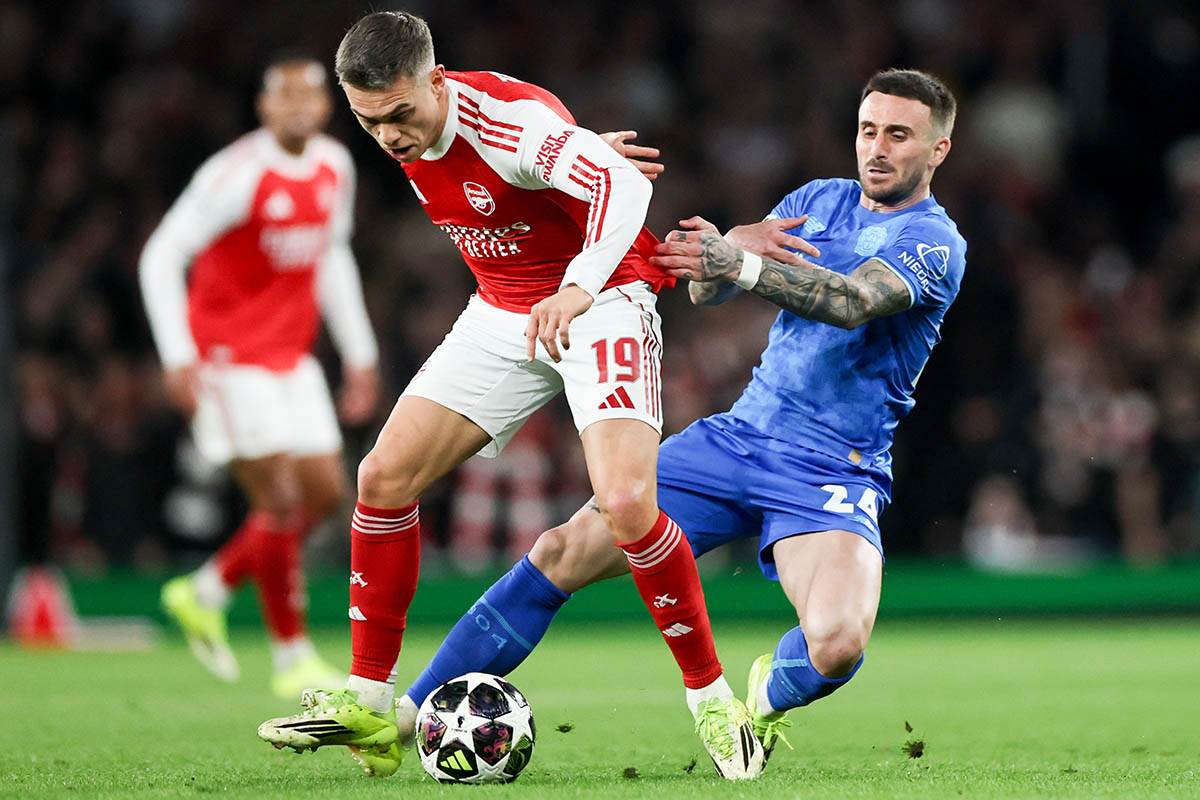 Arsenal - Bajer (1).jpg