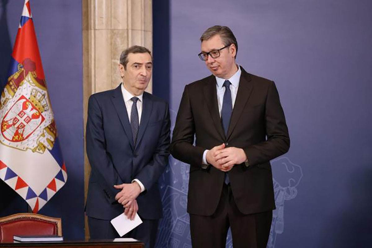 Potpisivanje ugovora sa Azvirtom (1).jpg