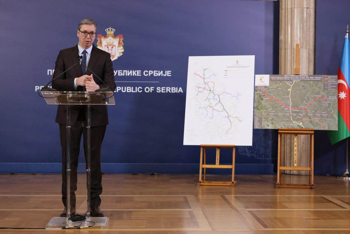 Potpisivanje ugovora sa Azvirtom (3).jpg