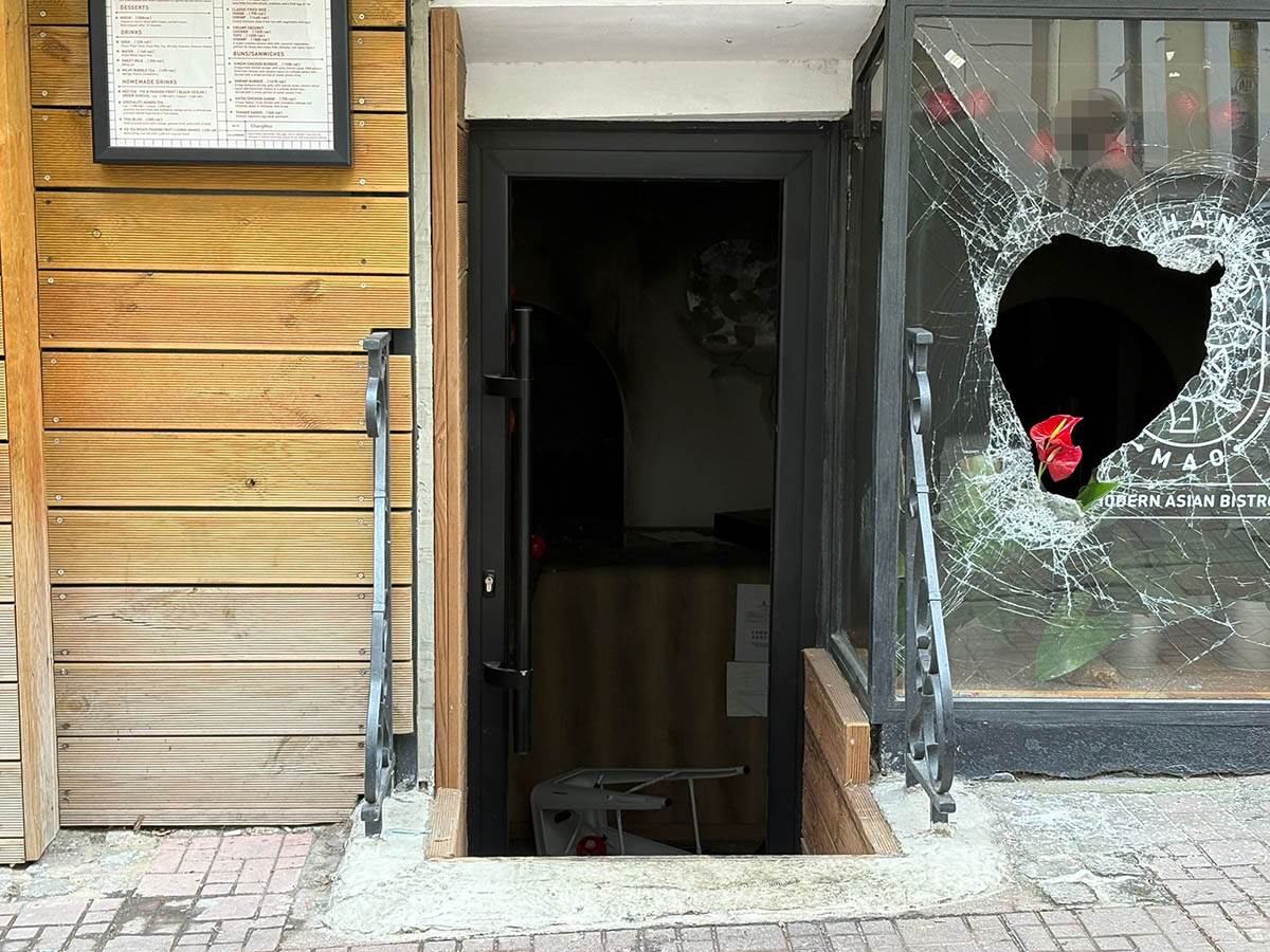 Bačena zapaljiva materija u tajlandski restoran u Kondinoj ulici (3).jpg