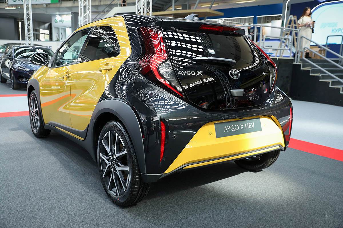 Toyota Aygo X Hev (1).jpg
