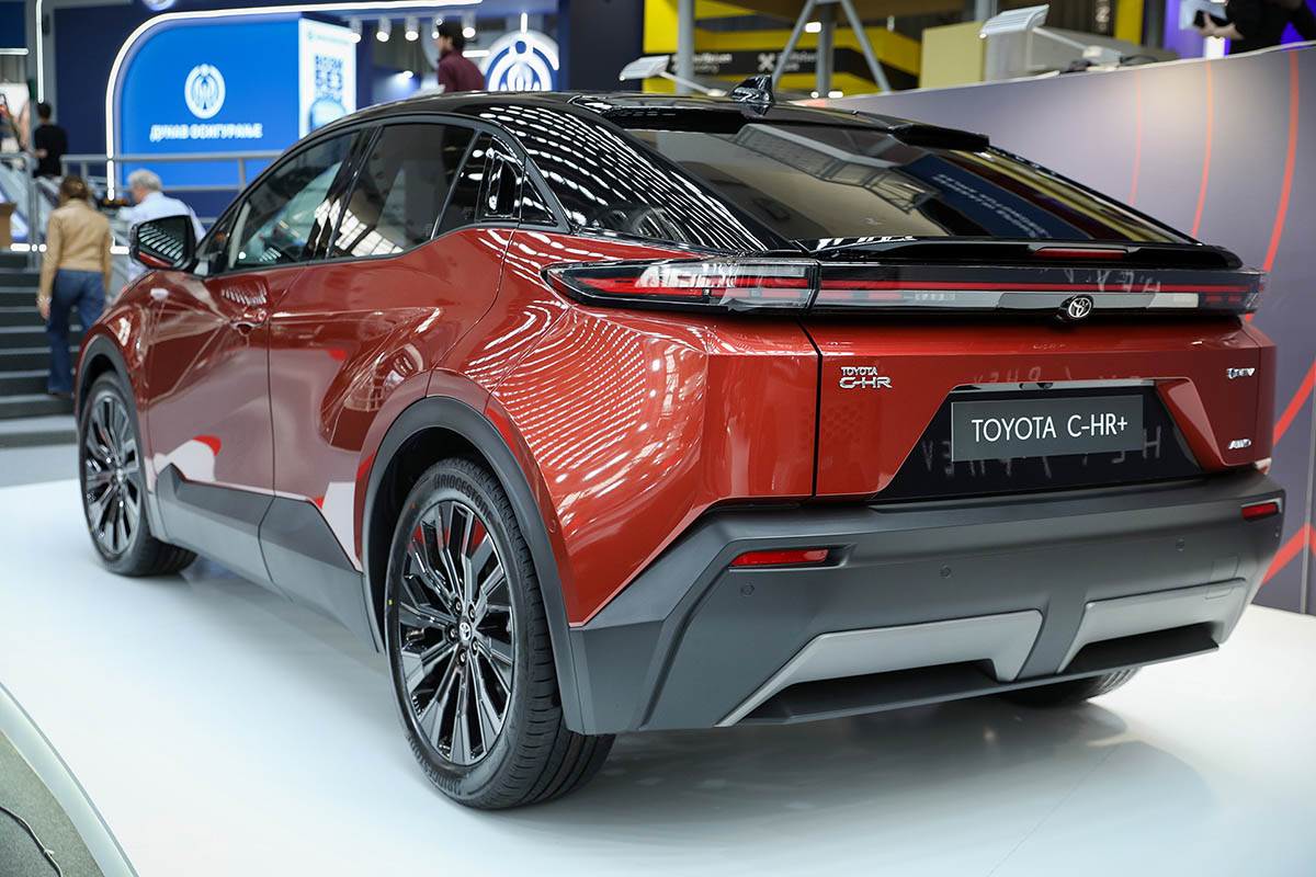 Toyota C-HR+ (5).jpg