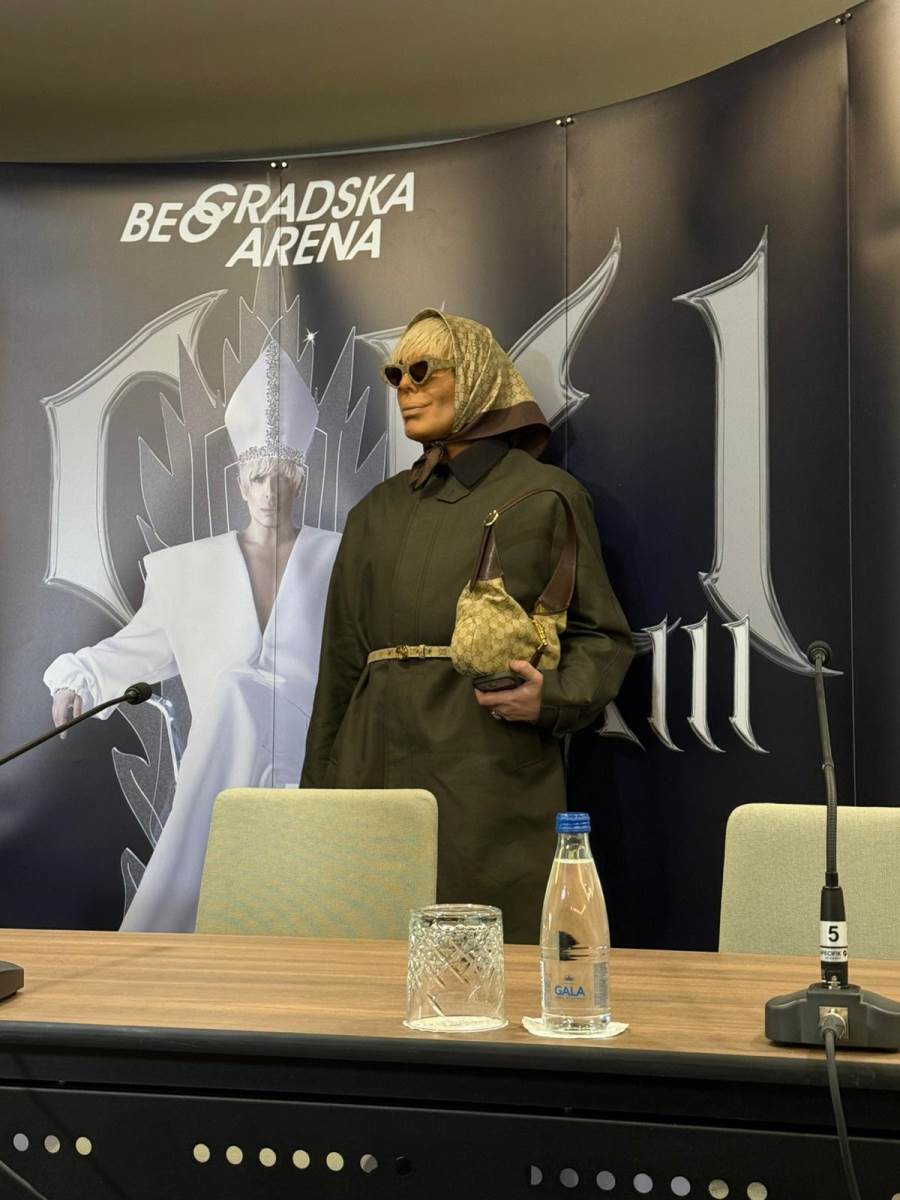 Boki 13 na konferenciji povodom koncerta u Areni (3).jpeg