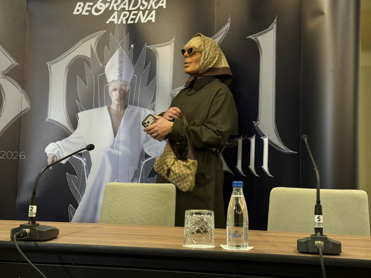 Boki 13 na konferenciji povodom koncerta u Areni (5).jpeg