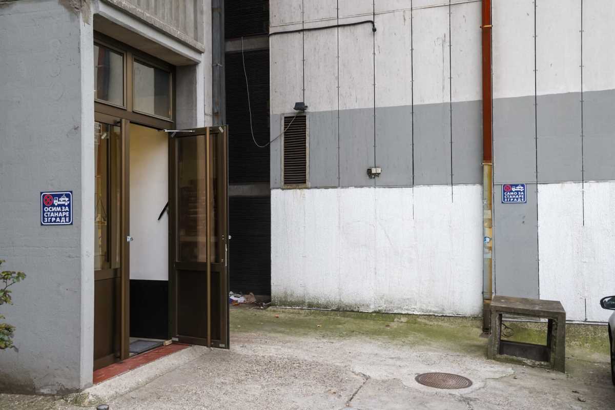 Telo žene pronađeno u ventilacionom otvoru na Vračaru