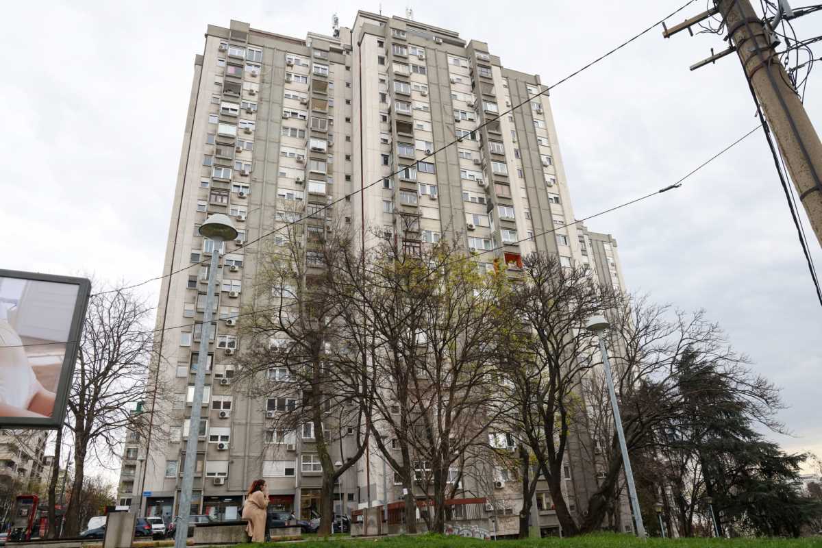 Telo žene pronađeno u ventilacionom otvoru na Vračaru