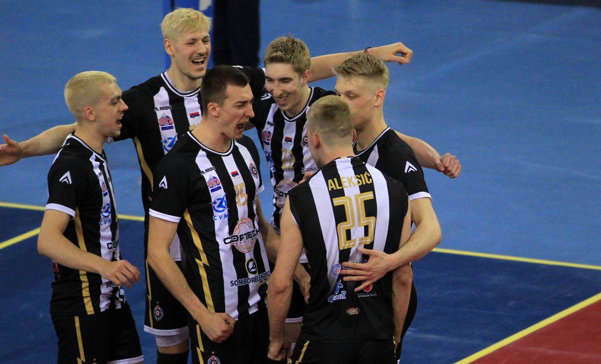 Crvena Zvezda - Partizan odbojka (7).jpg