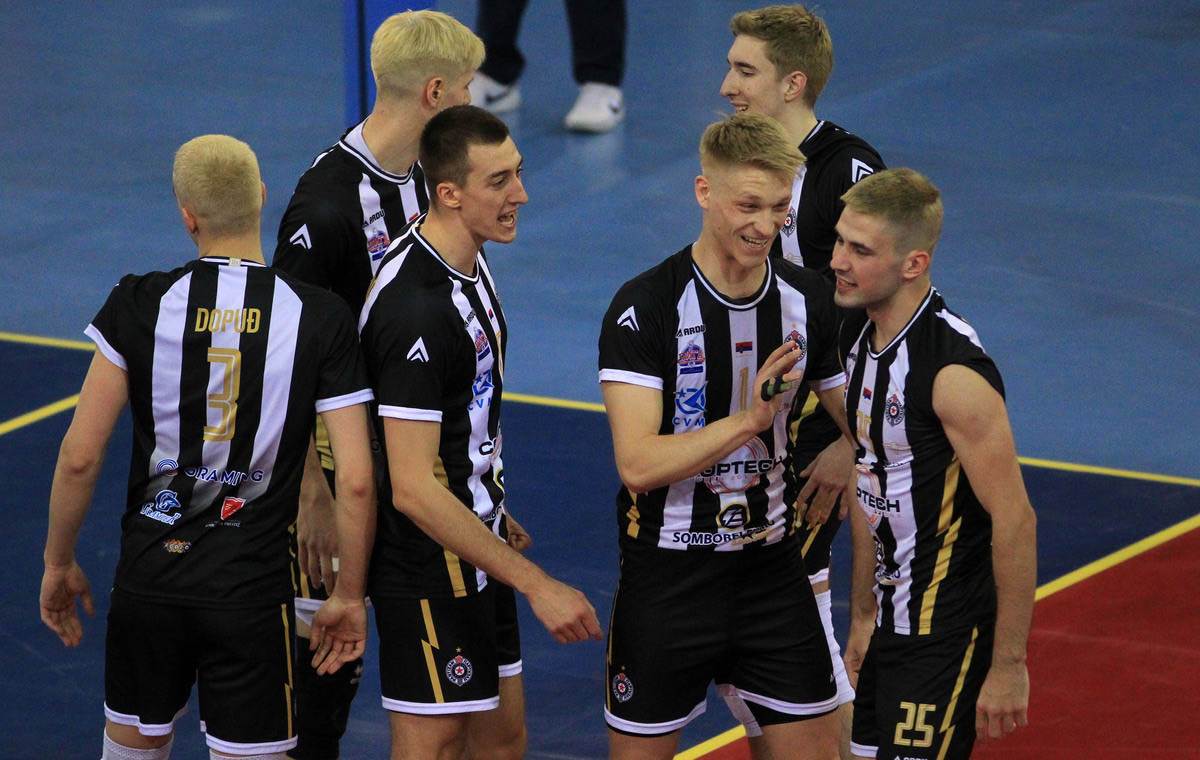 Odbojkaši Partizana ofarbani u plavo