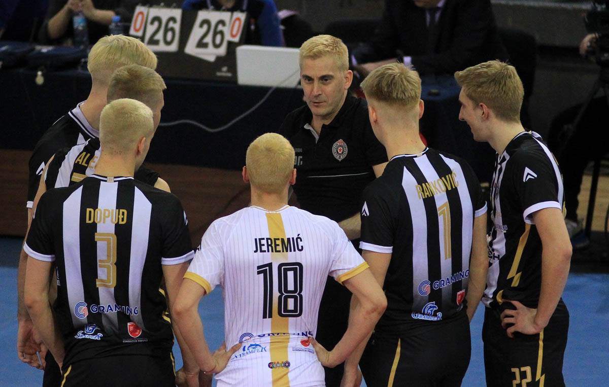 Odbojkaši Partizana ofarbani u plavo