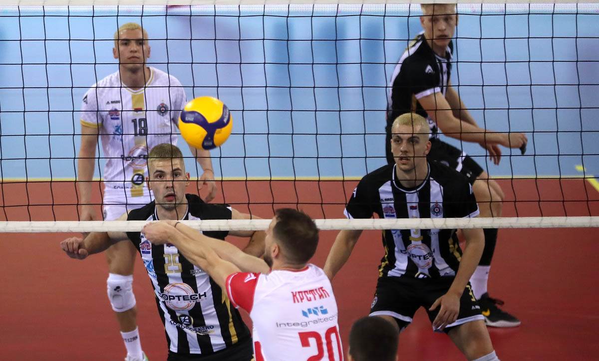 Crvena Zvezda - Partizan odbojka (1).jpg