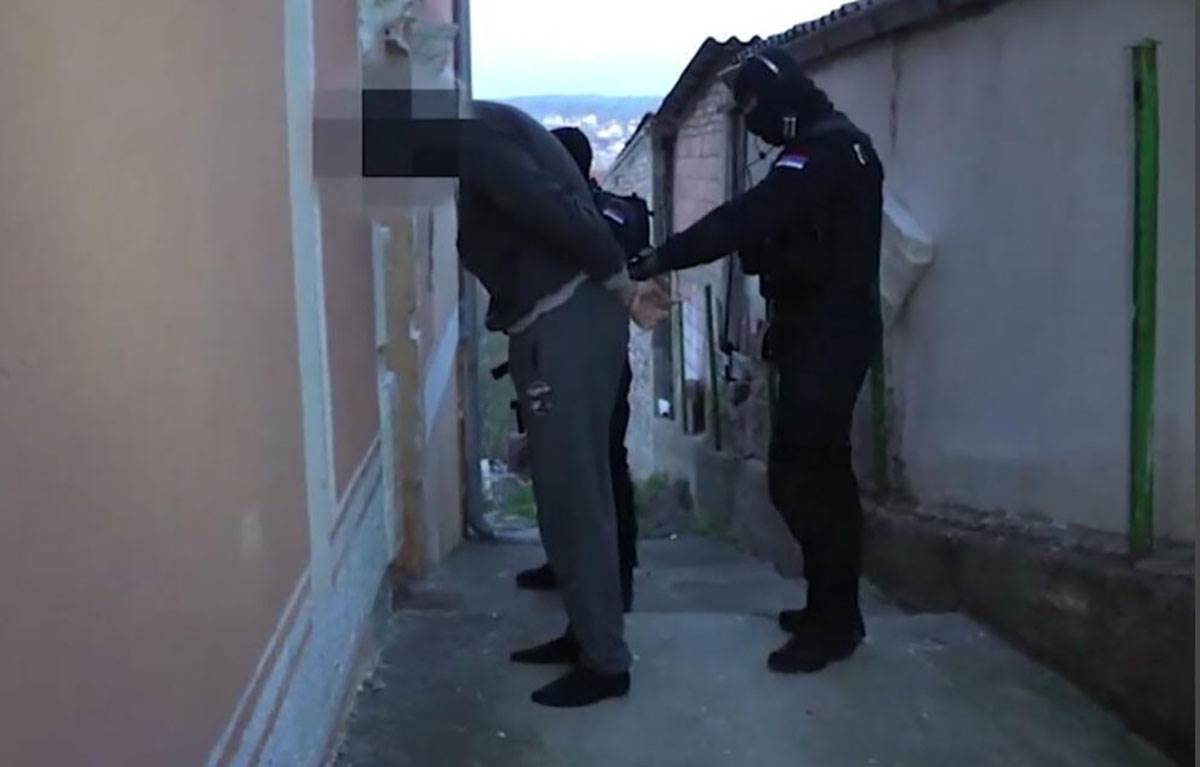 Hapšenje kriminalne grupe u kojoj je V.L.