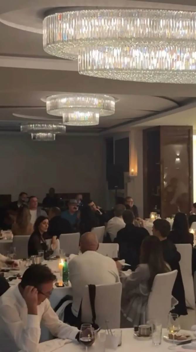 Haris Džinović proslava Bajrama u vili na Senjaku (5).jpg