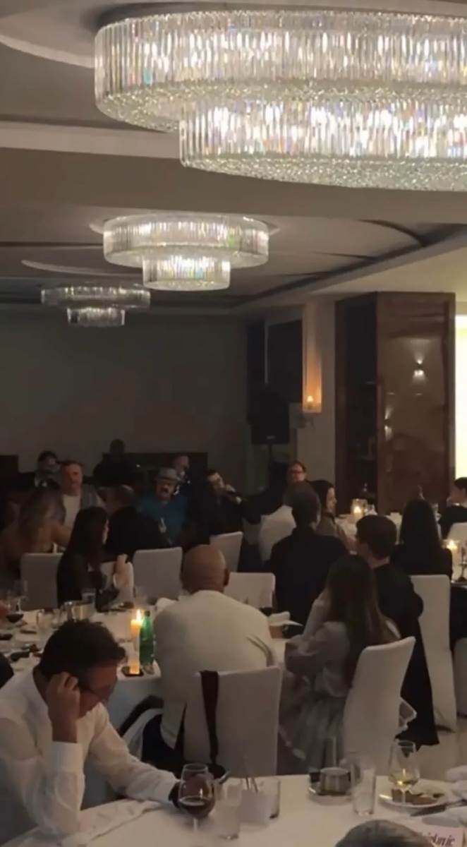 Haris Džinović proslava Bajrama u vili na Senjaku (1).jpg