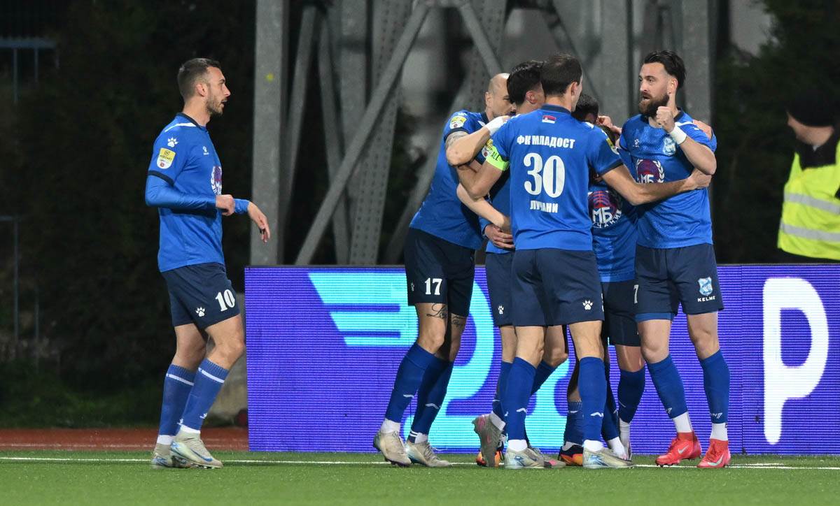 Partizan - Mladost Lučani (2).jpg