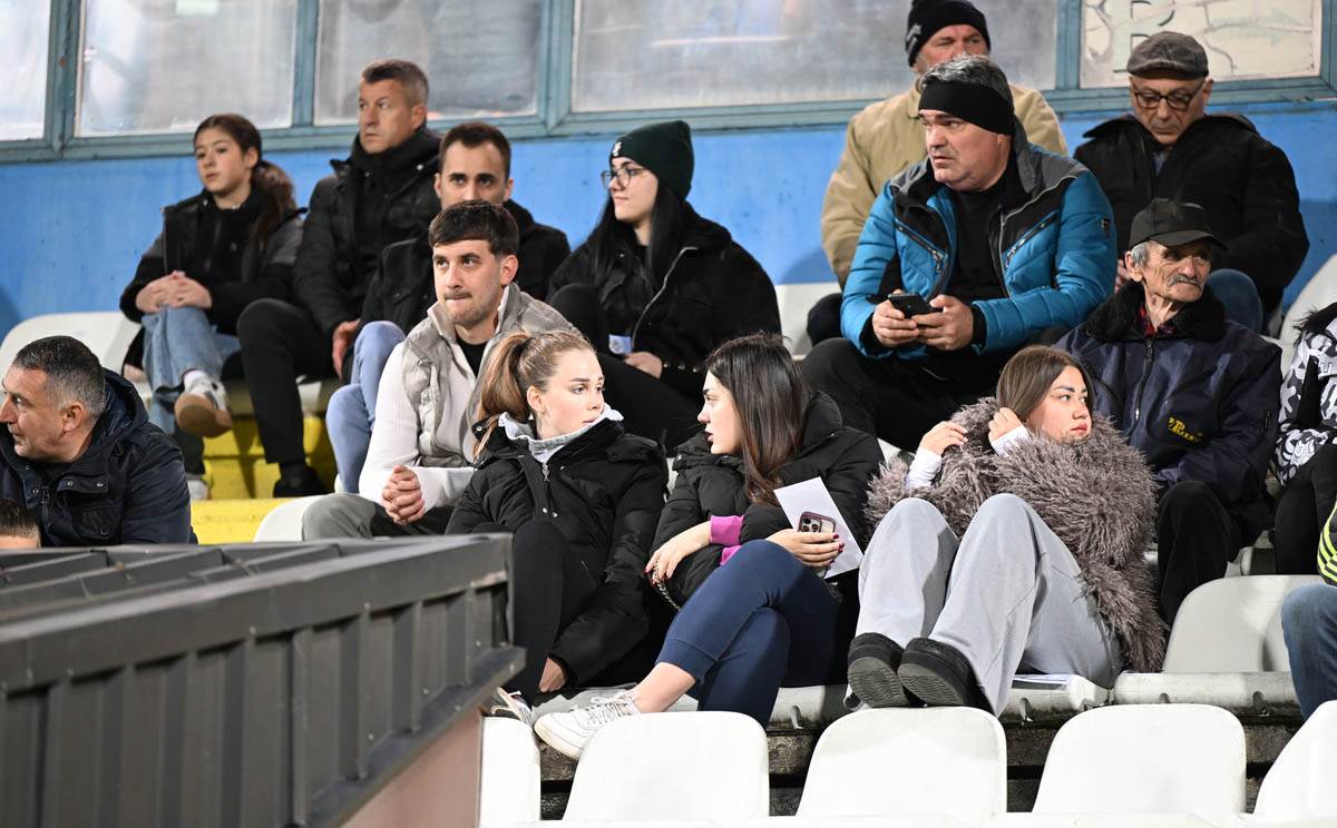 Partizan - Mladost Lučani (8).jpg