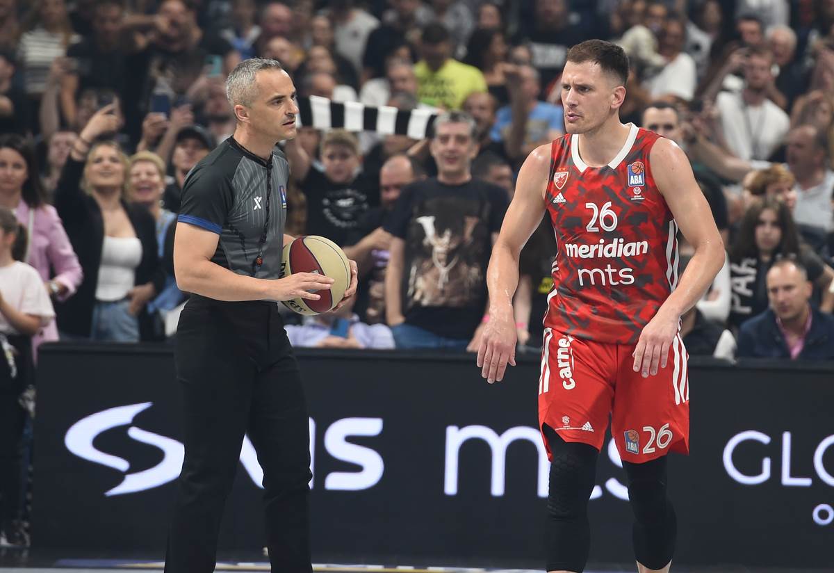 Sašo Petek sudi derbi i Nemanji Nedoviću u njemu
