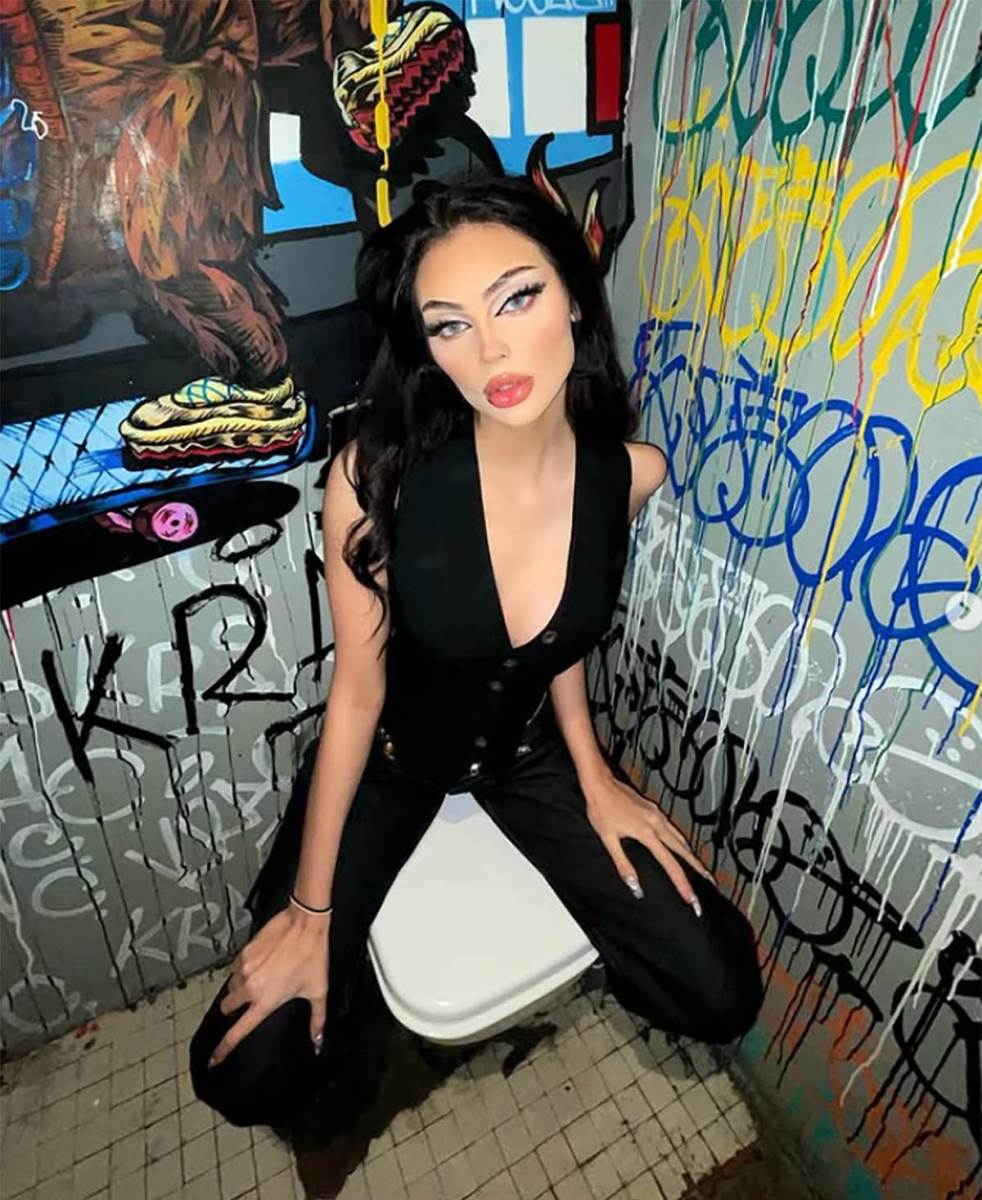 influenserka Maša Gracikovska (8).jpg