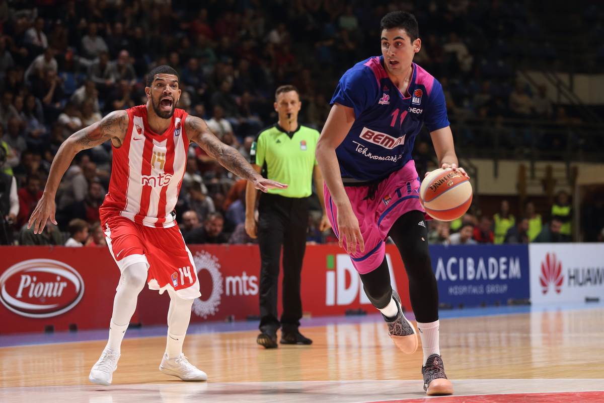 Goga Bitadze u dresu Mege (5).JPG