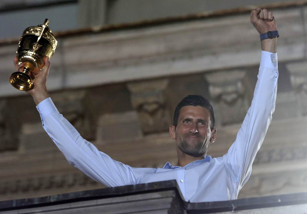 Novak Đoković osvojio Vimbldon 2022. godine  (1).jpg
