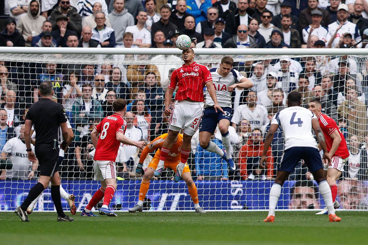 Totenhem - Notingem Forest (5).jpg