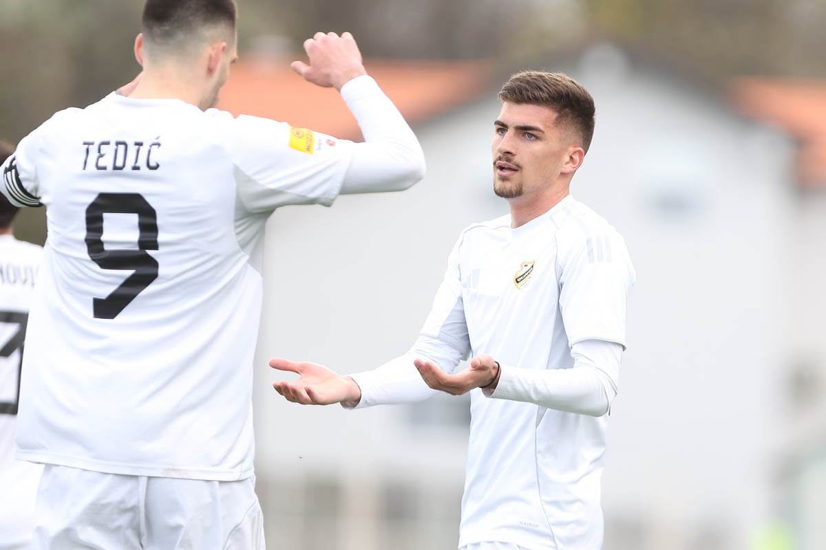 Čukarički - Železničar (8).jpg