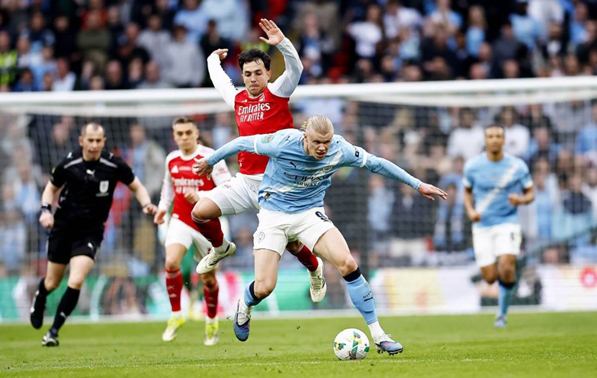 Arsenal - Mančester Siti (2).jpg