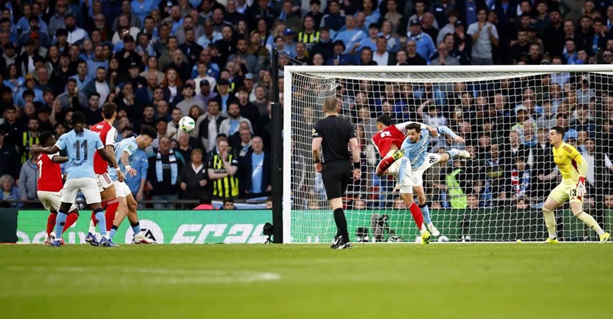 Arsenal - Mančester Siti (10).jpg