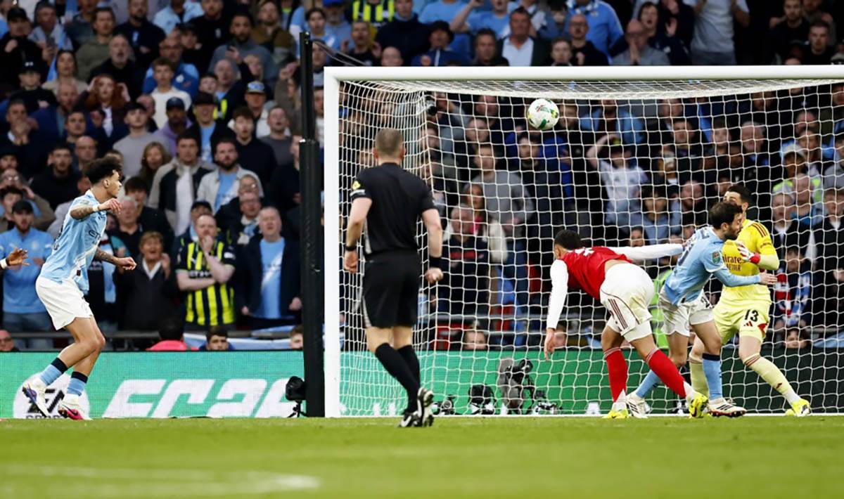 Arsenal - Mančester Siti (11).jpg