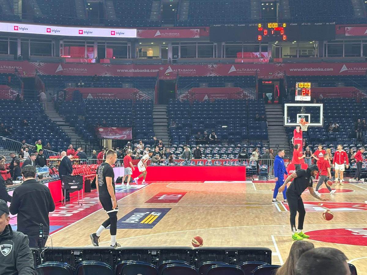 Zagrevanje KK Partizan (6).jpg