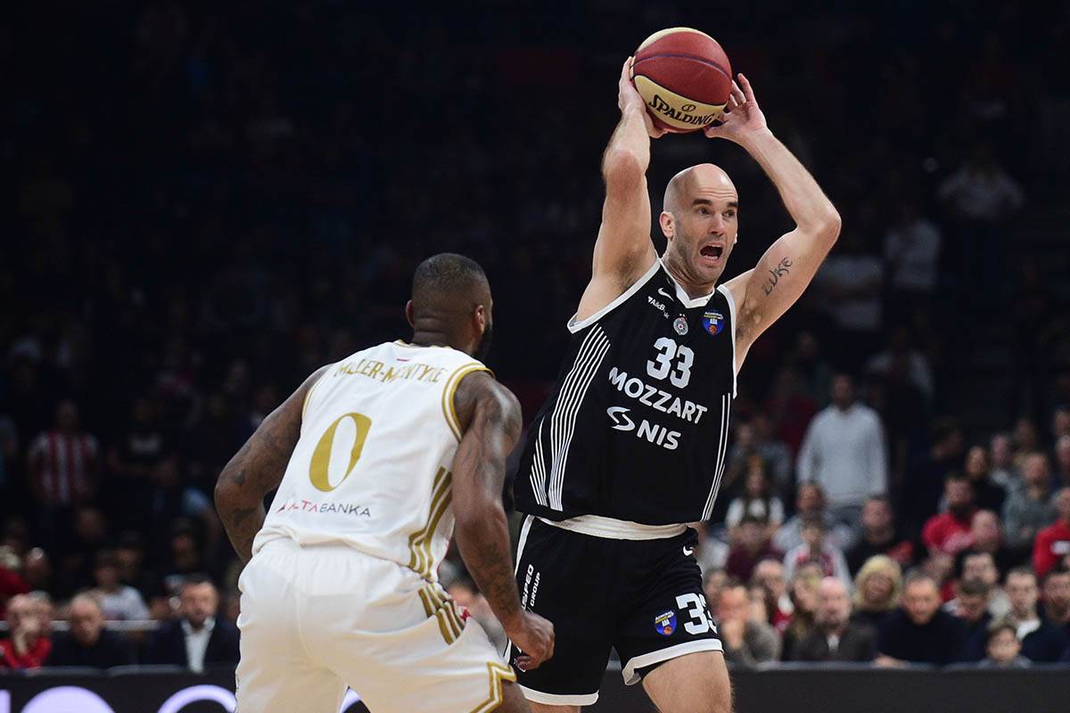 Crvena Zvezda - Partizan (3).jpg