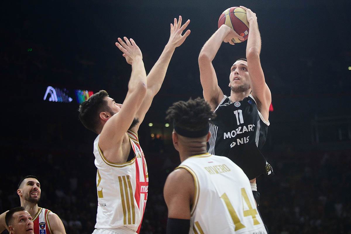 Crvena Zvezda - Partizan (4).jpg