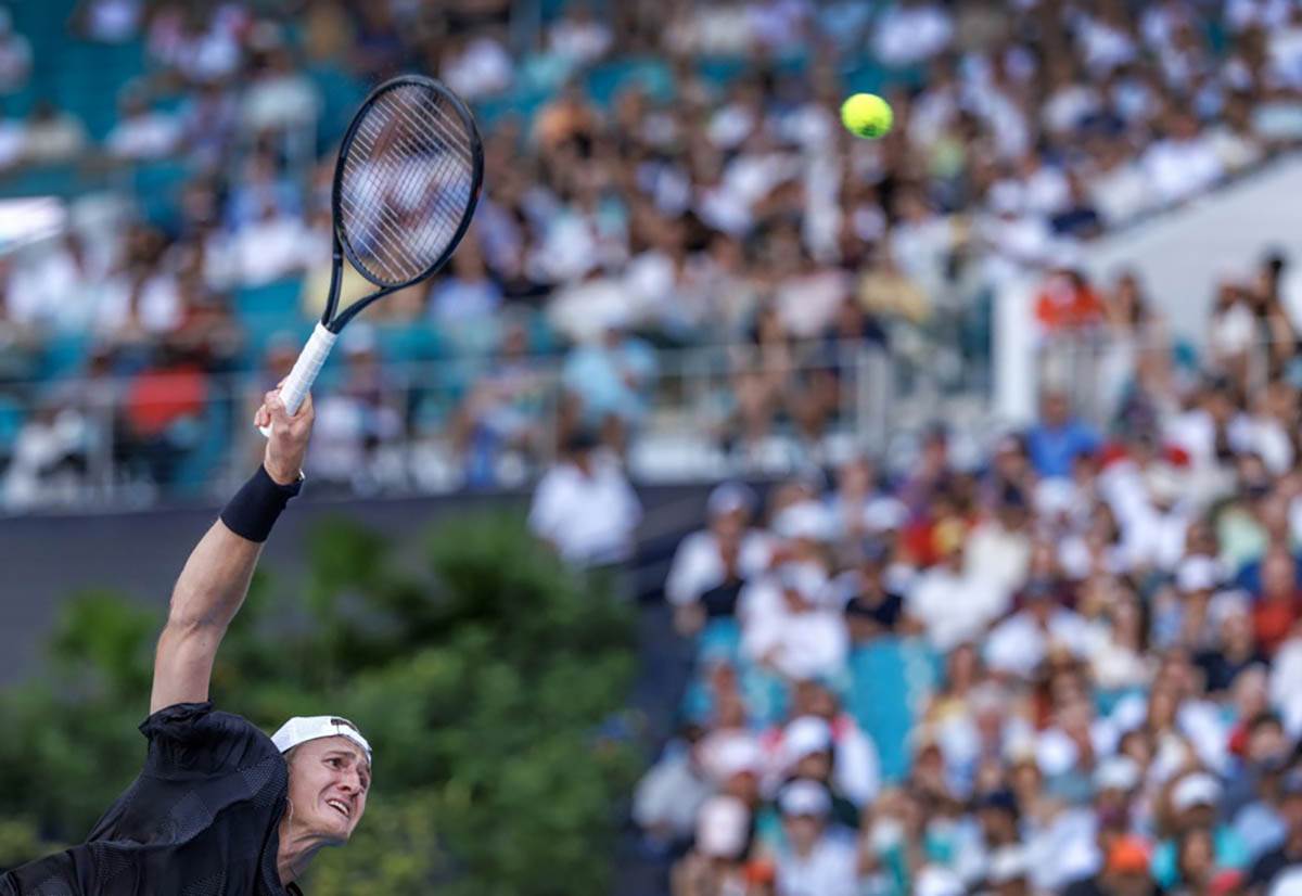 Karlos Alkaraz - Sebastijan Korda (12).jpg