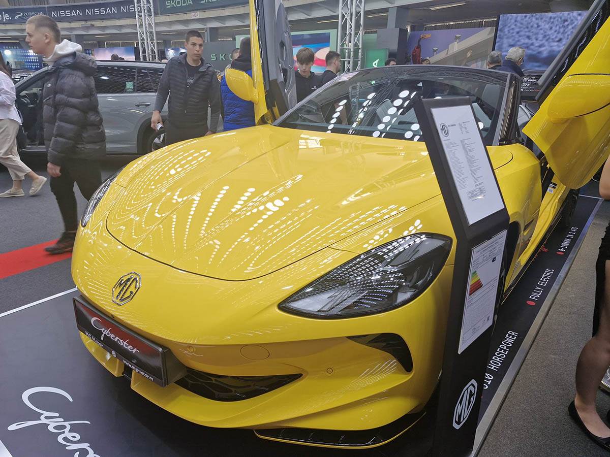 MG Cyberster (7).jpg