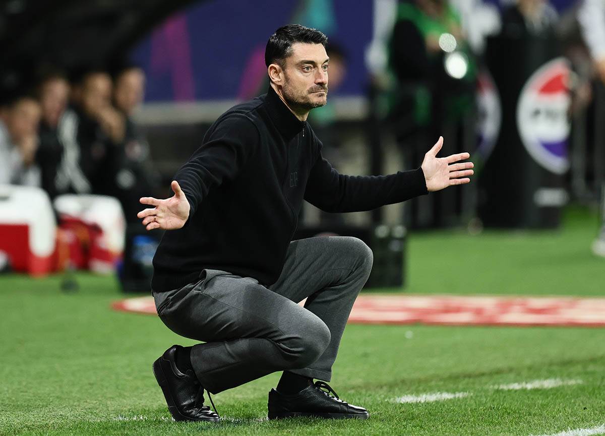 Albert Riera (8).jpg