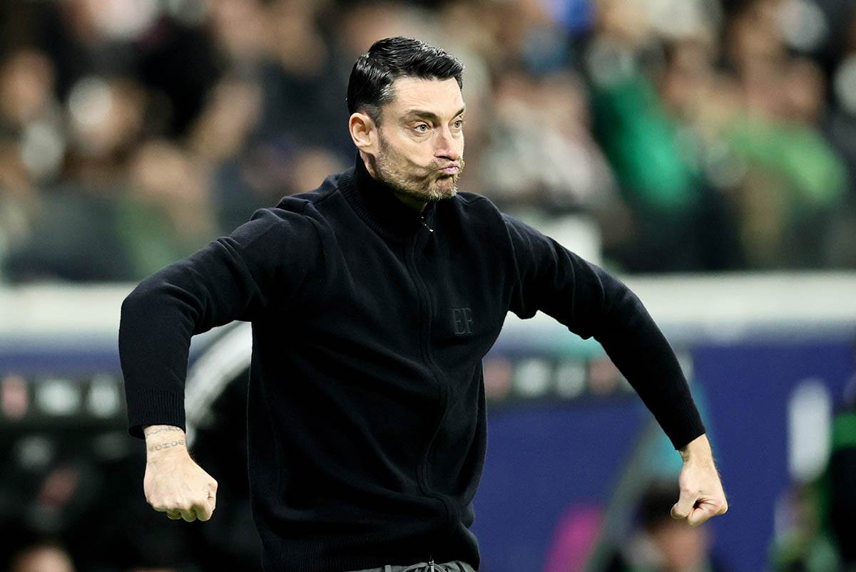 Albert Riera (10).jpg