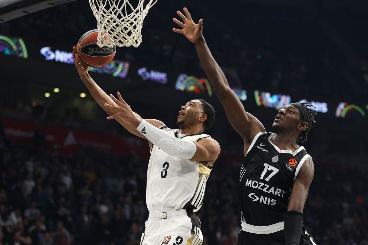 Partizan - ASVEL (5).jpg