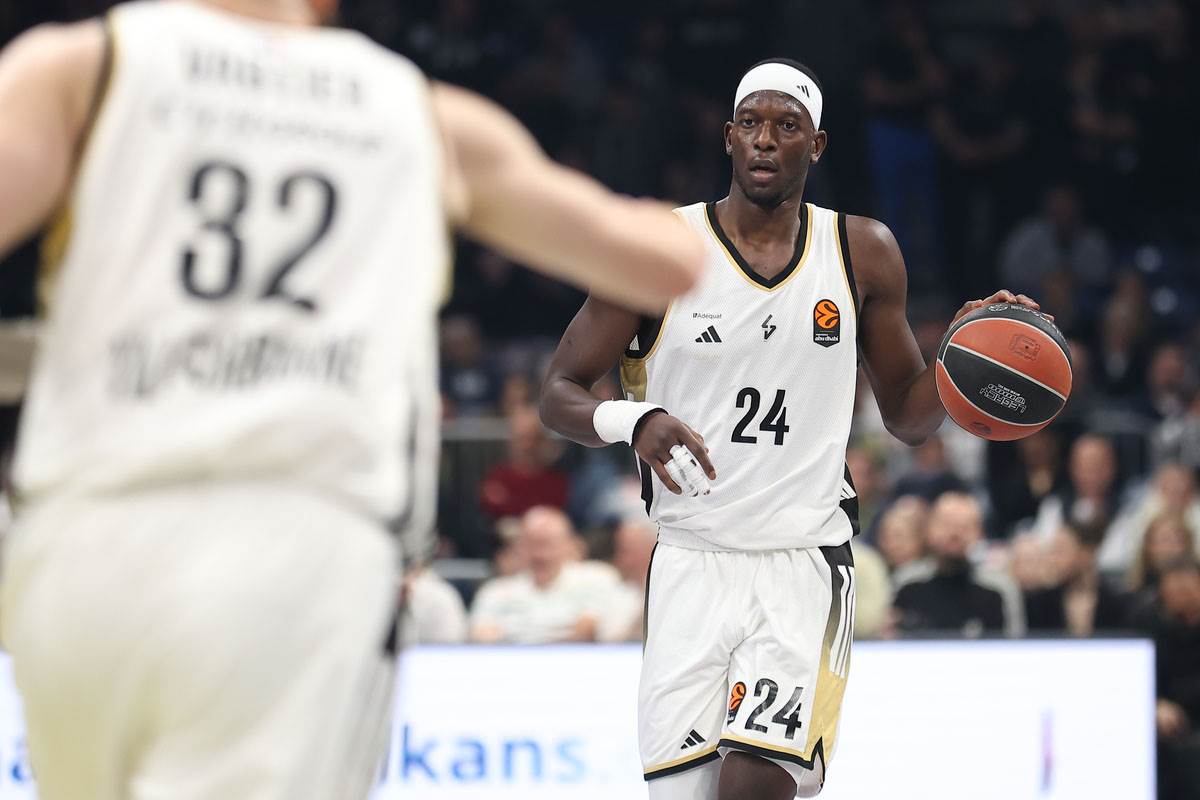 Partizan - ASVEL (18).jpg