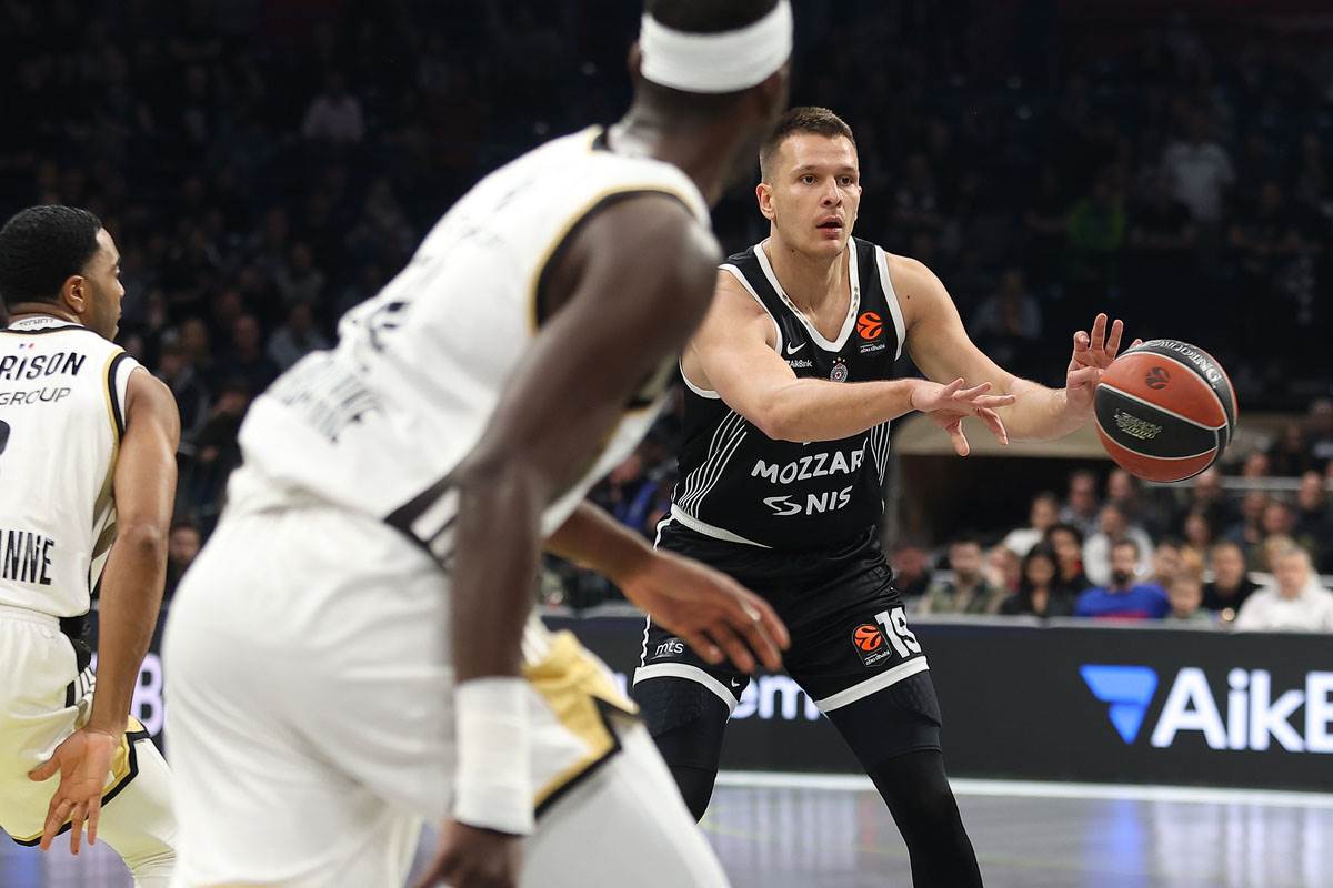 Partizan - ASVEL (2).jpg