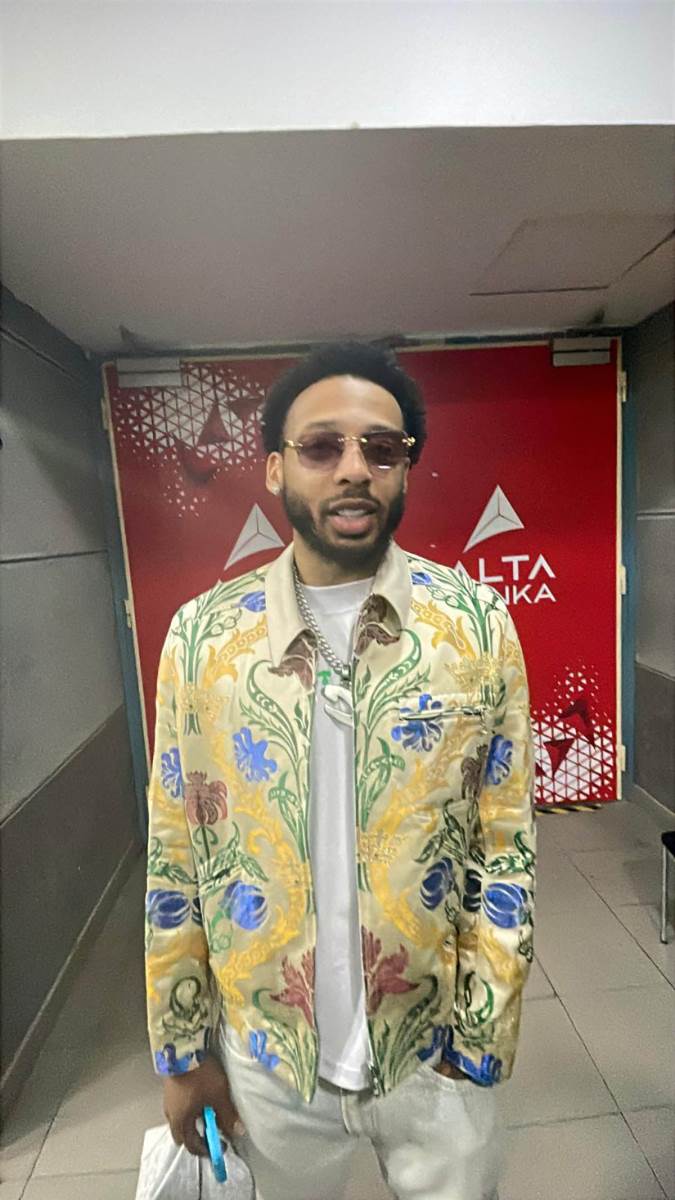 Karlik Džouns (5).jpg