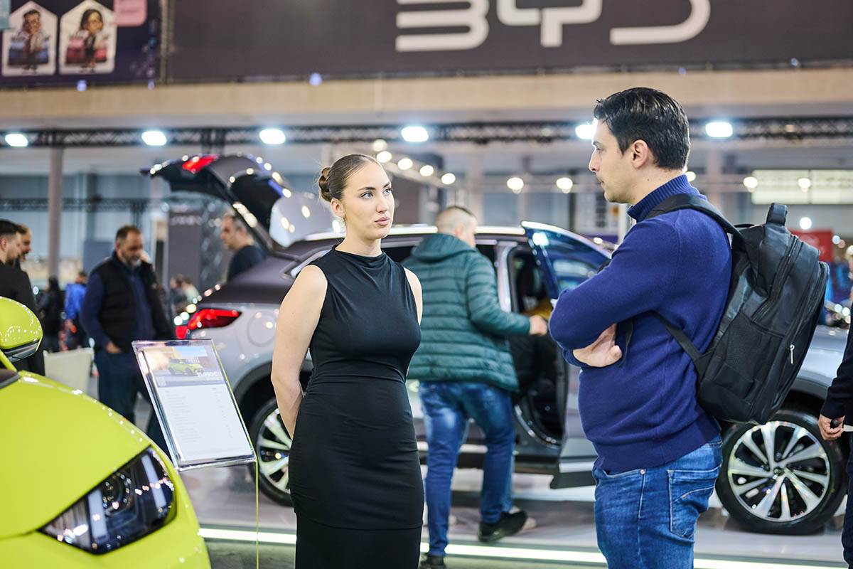 byd na sajmu automobila (5).jpg